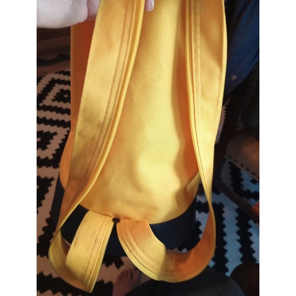 Air-Tex Boating Convertable Backpack Duffle Bag Yellow Navy NEW - Picture 6 of 11